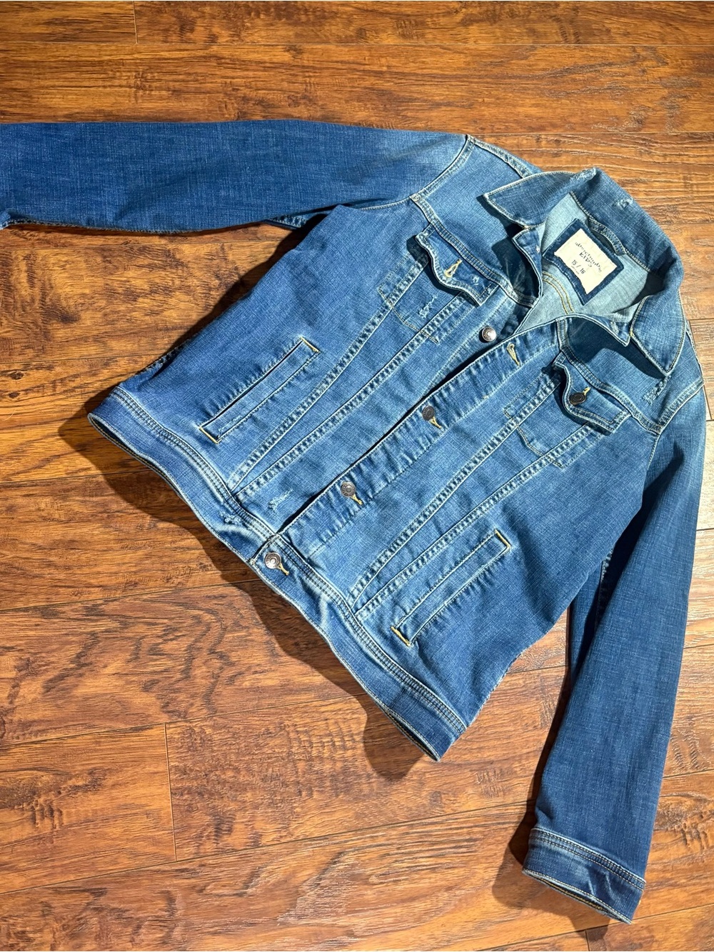 abercrombie kids boys size 15/16 embroidered jean jacket
